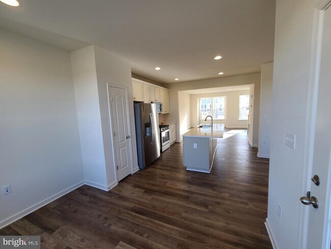 Building Photo - 108 Alderman Wy