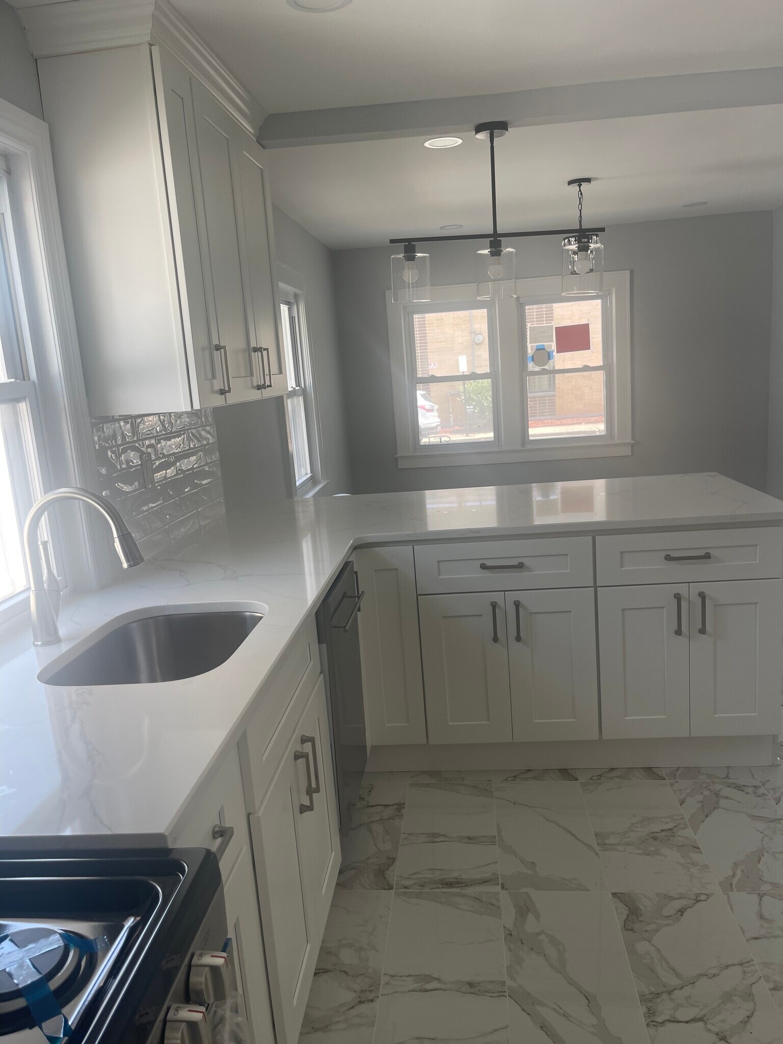 Building Photo - 174 Cedar Rd