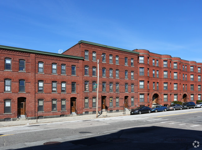 Building Photo - Elm Street Apartments