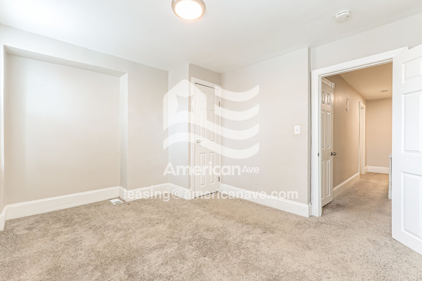 Building Photo - 2130 S Daggett St