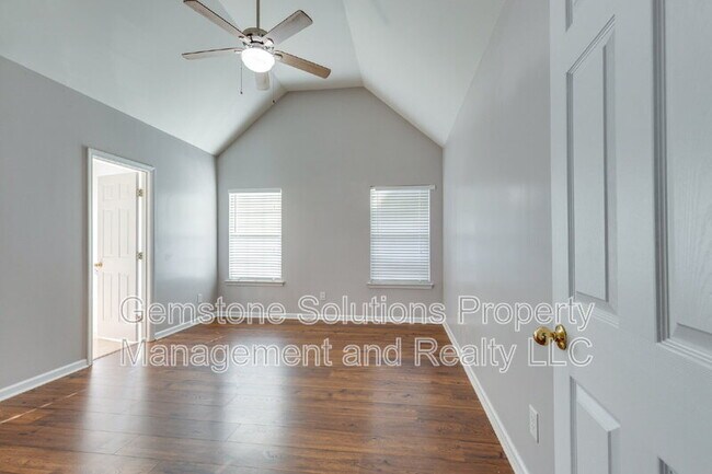Building Photo - 3011 Baker Way