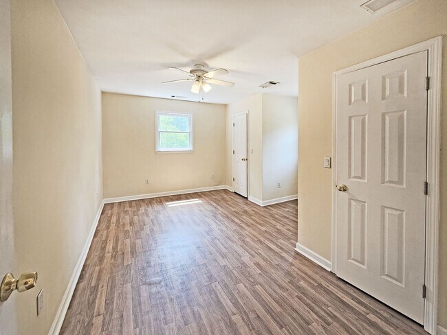Building Photo - COMING: Spacious East Cobb Cape Cod with Main-Level Primary Suite & 3-Car Garage