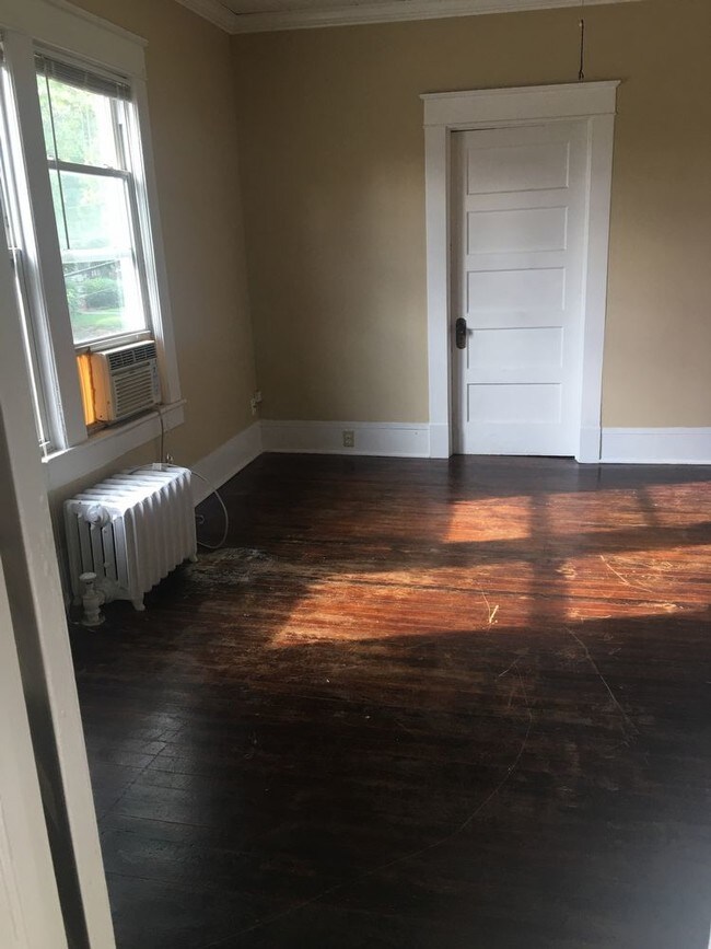 Building Photo - 612 A Guilford Avenue