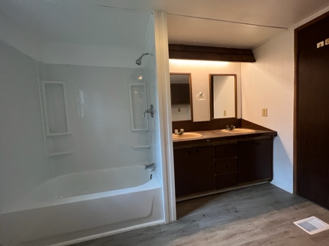 Building Photo - 202 Harmons Way