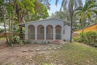 Building Photo - 7041 SW 63rd Ct