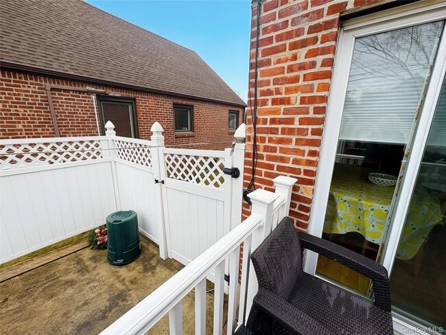 Building Photo - 58-36 Bell Blvd