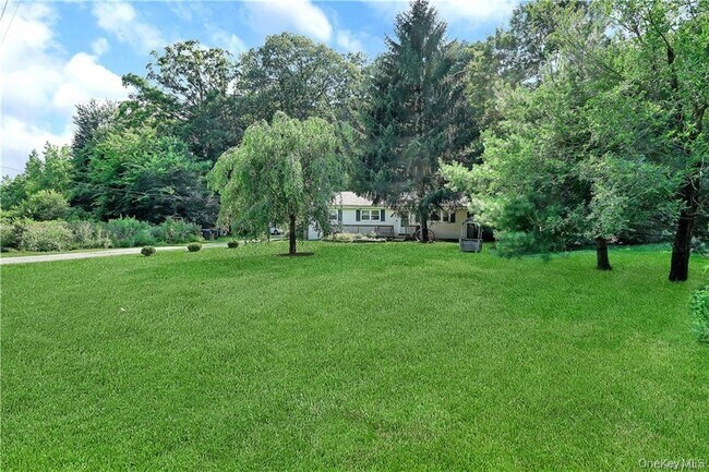 Building Photo - 35 Peddler Hill Rd