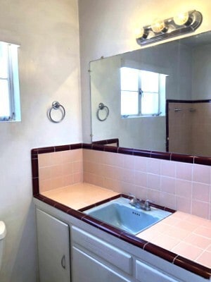 Building Photo - Central 2 Bedroom 2 Bath Home Duplex near ...