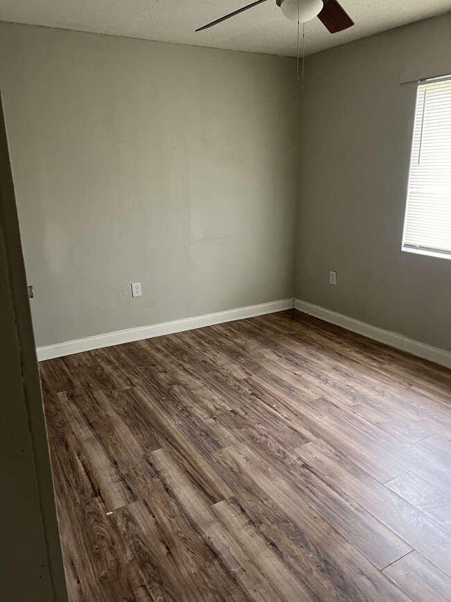 Building Photo - 2617 Joy Ann Dr