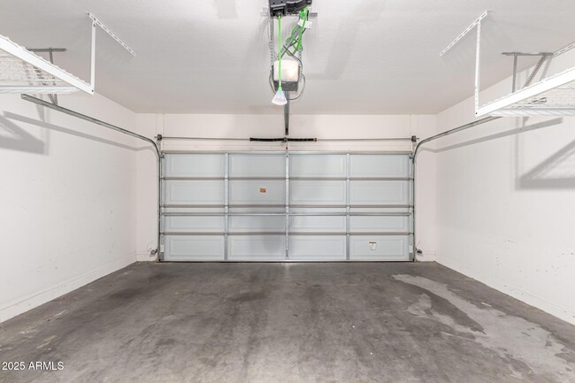 Building Photo - 3433 E Bluebird Pl