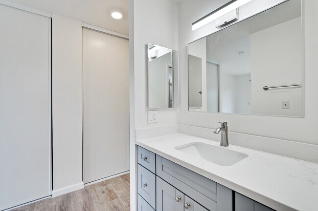 Building Photo - 3 BEDROOM 2 BATH House in Branham-Jarvis Neighborhood