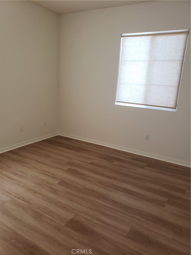 Building Photo - 22919 Mariposa Ave