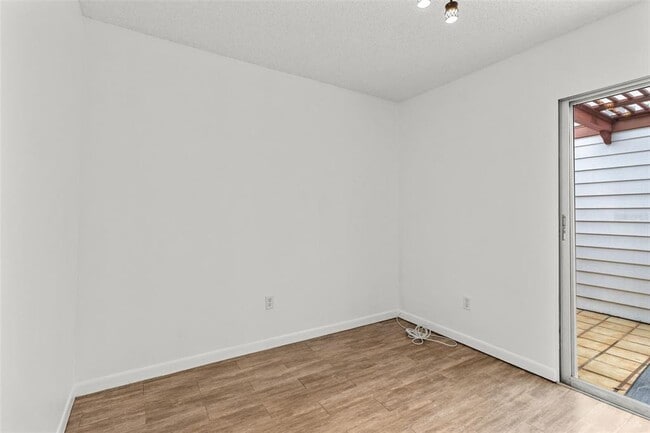 Building Photo - 1163 Orange Tree Cir W