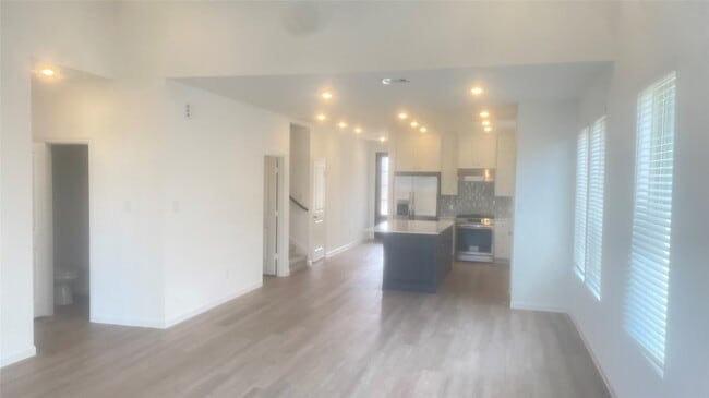 Building Photo - 30310 Tall Fescue Dr