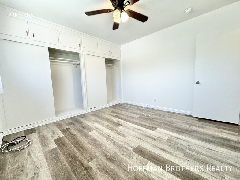 Building Photo - 1320 S Ridgeley Dr