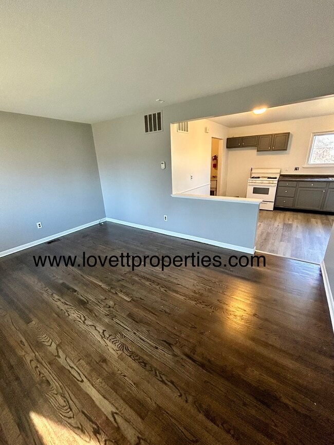 Building Photo - 17221 New York St