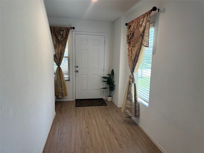 Building Photo - 18626 Rosehill Pr Dr