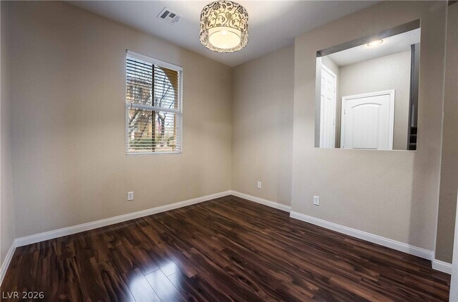 Building Photo - 3220 Color Collage Walk