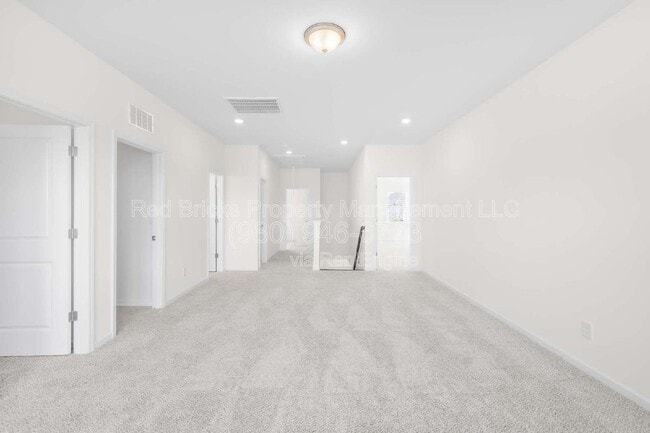 Building Photo - 9008 Catboat St