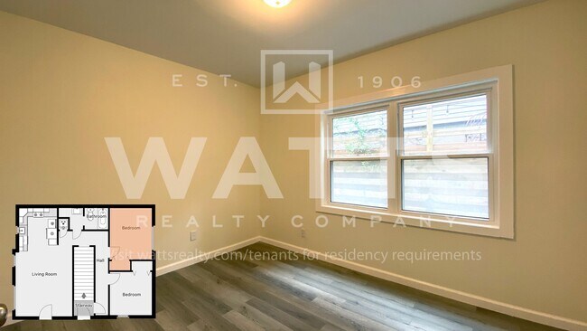 Building Photo - 524 55th St S