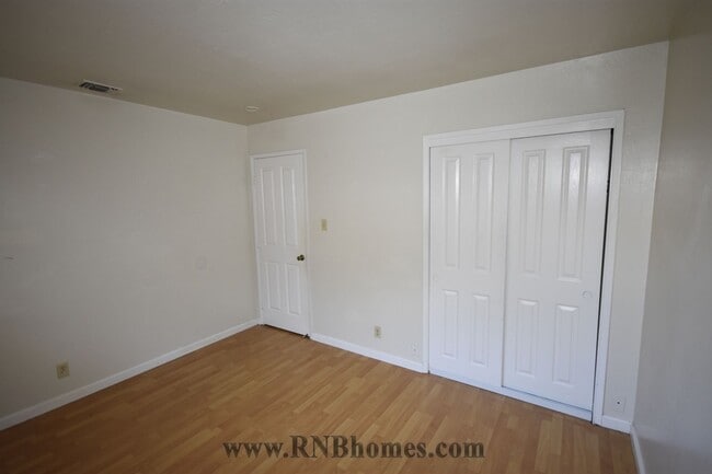 Building Photo - 7135 Cobalt Way