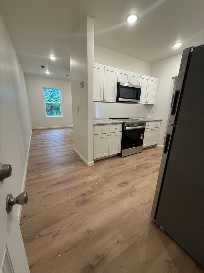 Building Photo - 4624 MO-72
