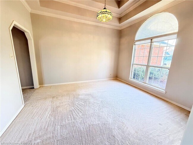 Building Photo - 3140 Eagle Dr