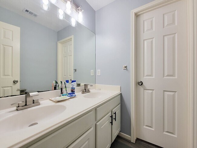 Building Photo - The perfect place to come home to! This be...