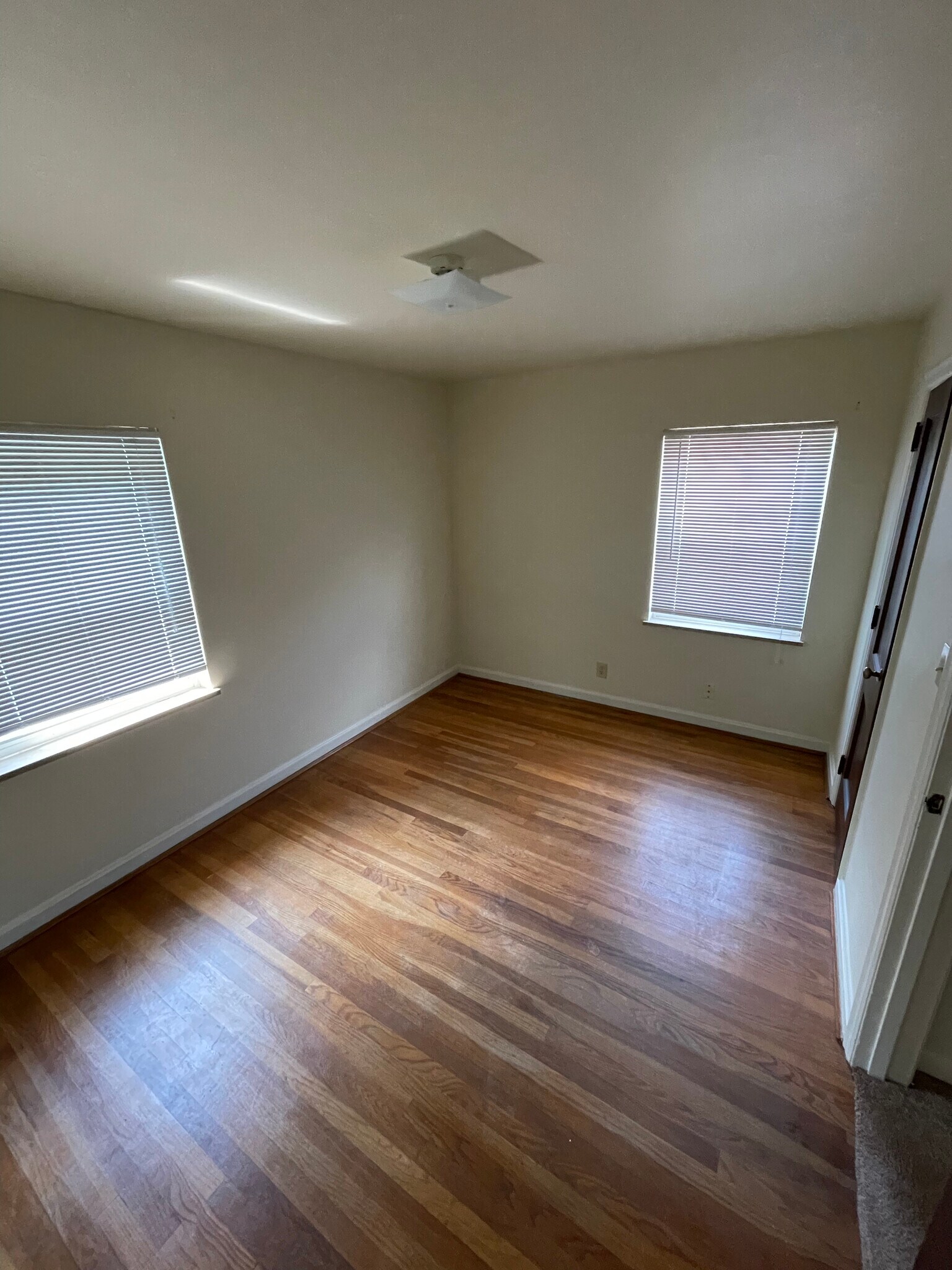 Bedroom 2 - 29 Pleasant Ridge Ave