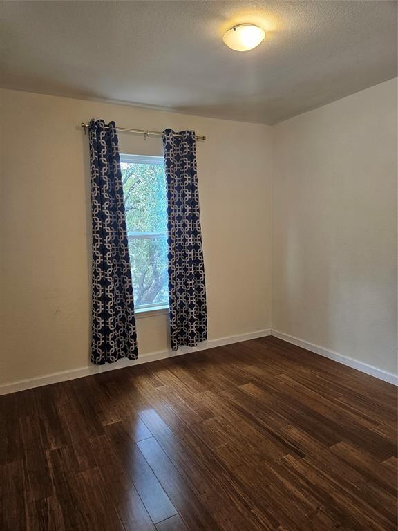 Building Photo - 13400 Coomes Dr