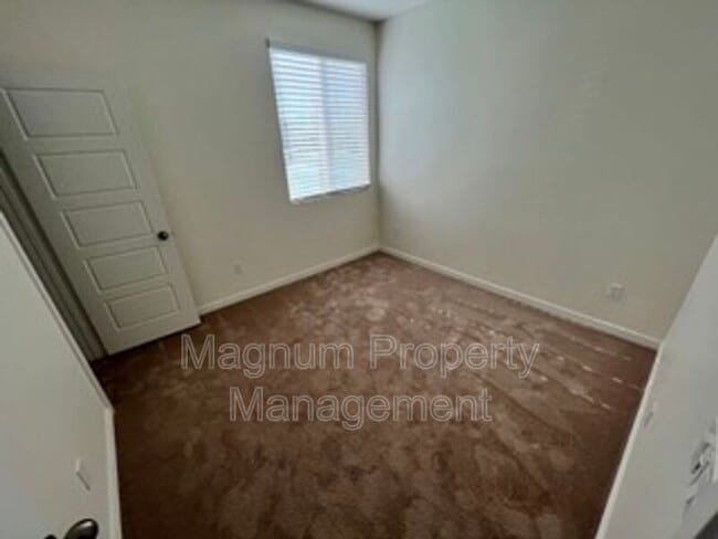 Building Photo - 30960 Falling Star Pl