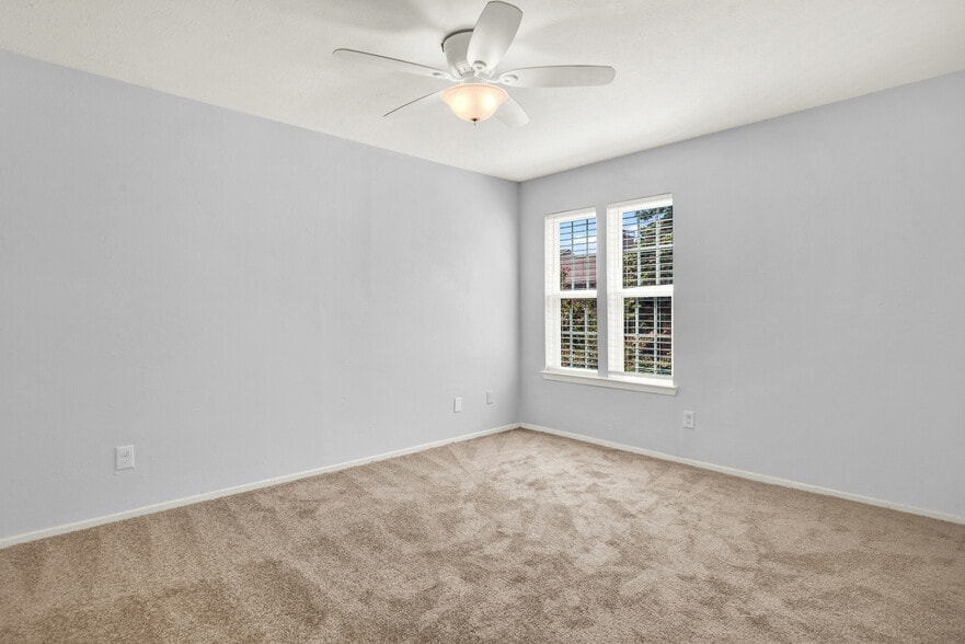 Building Photo - 5300 Keller Springs Rd