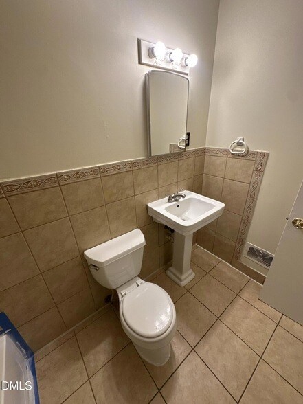 Building Photo - 3316 Baugh St