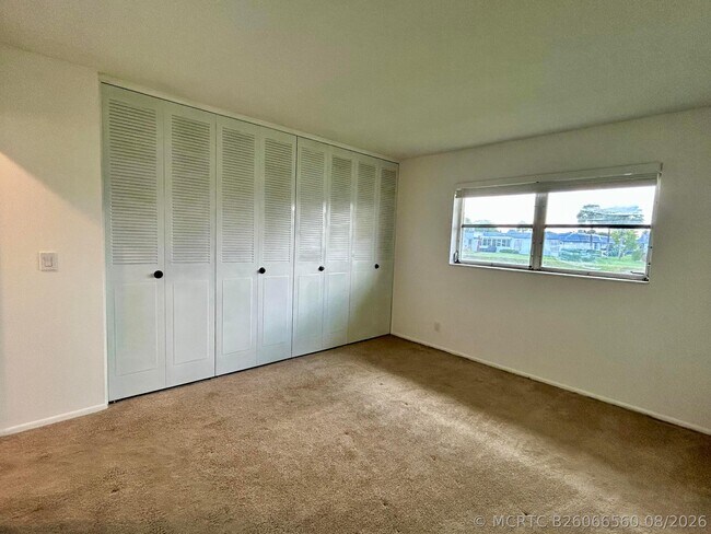 Building Photo - 2895 Crosley Dr W