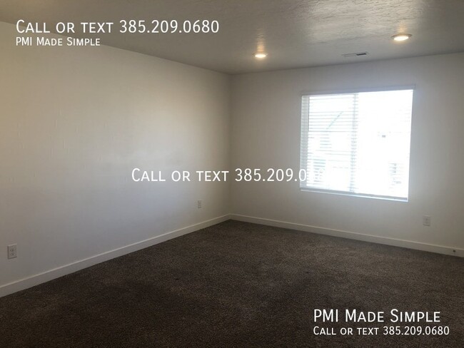 Building Photo - Coming Soon! Spacious 3-Bedroom Townhome i...