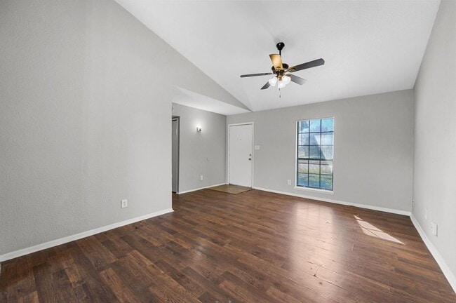 Building Photo - BEAUTIFUL 3 Bedroom, 1 Bathroom in Allen, Texas!