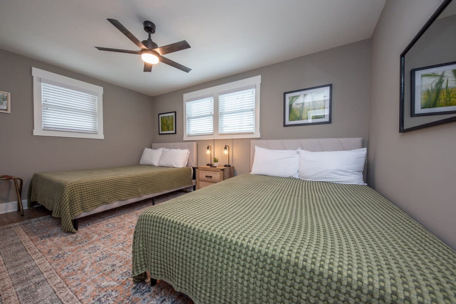 Building Photo - 1140 Simpson Ave