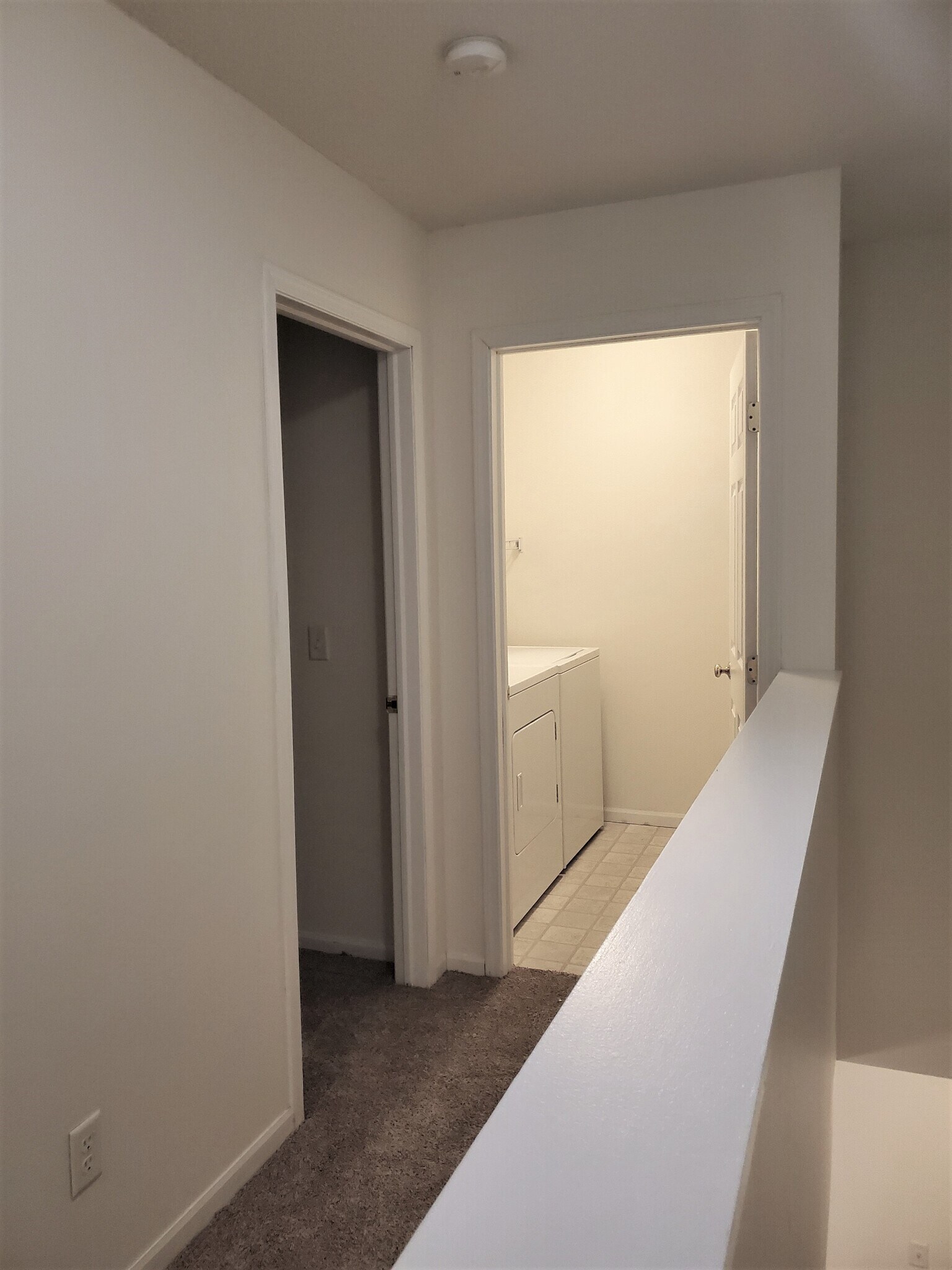 Building Photo - 10 Bridgewater Trl