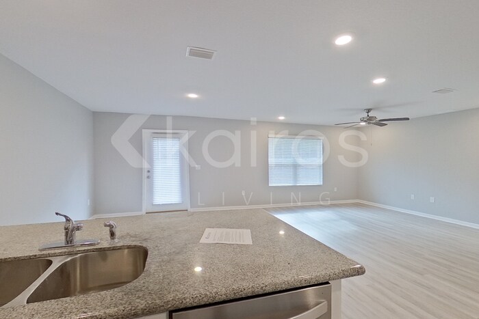 Building Photo - 4706 Malay Cir