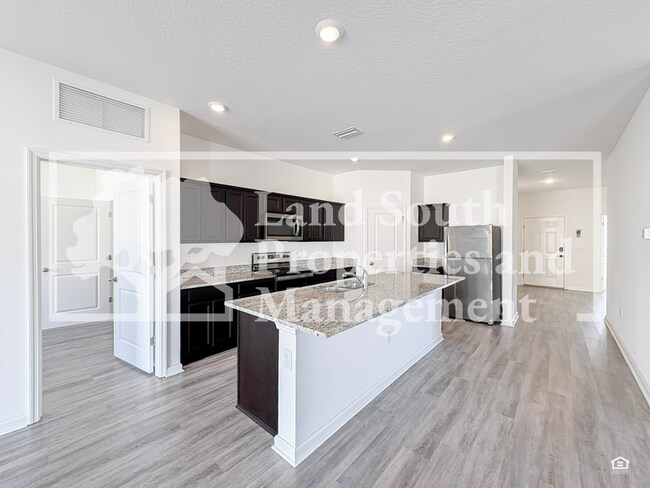 Building Photo - 4141 Salt Springs Ln