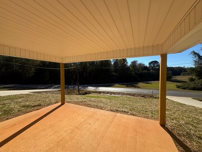 Building Photo - Modern 2025 New Construction