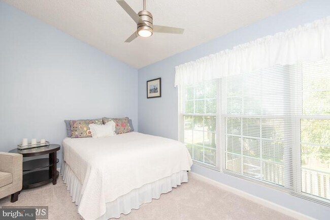 Building Photo - 3070 Madden Ct