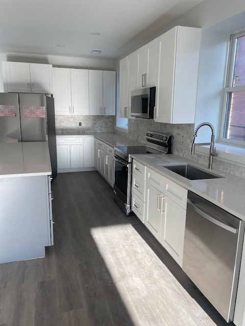 Massive Kitchen - 50 E McMicken Ave