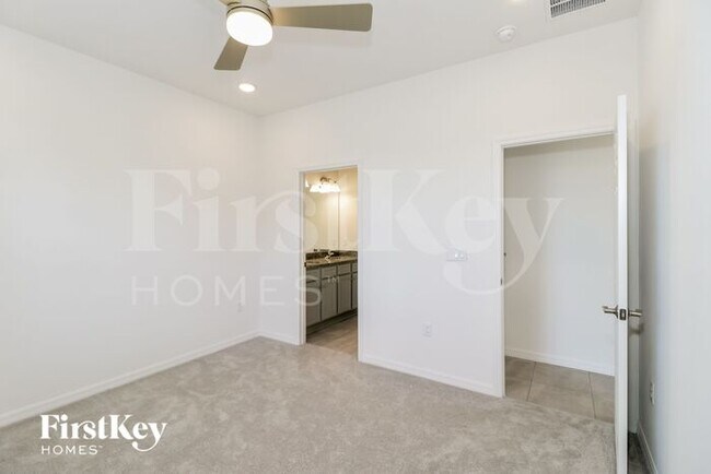 Building Photo - 230 Windsor Reserve Dr