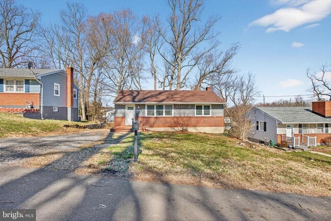 Building Photo - 3666 Clifmar Rd