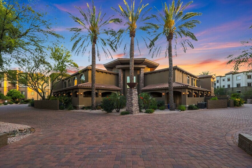Building Photo - 5450 E Deer Valley Dr