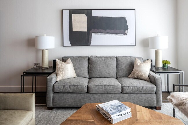 Building Photo - 66 Mountain Loop Rd