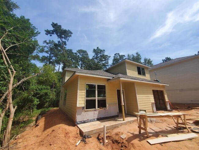 Building Photo - 405 Mohawk Dr