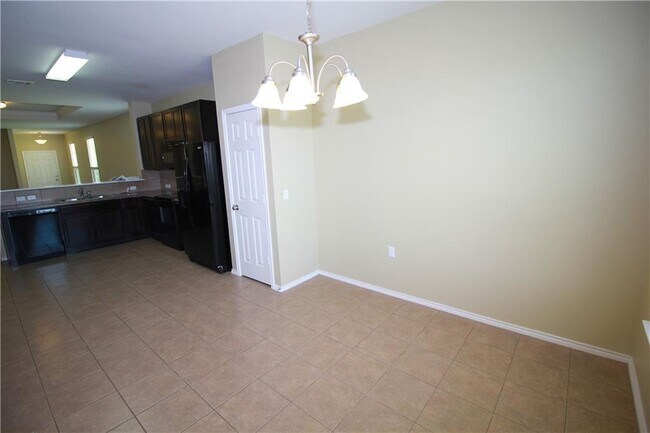 Building Photo - 5704 Knoll Pines Pass