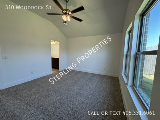 Building Photo - 310 Woodrock St